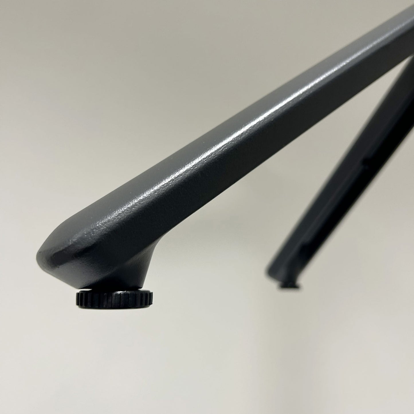 pied de table de terrasse noir Nemo RestooTab