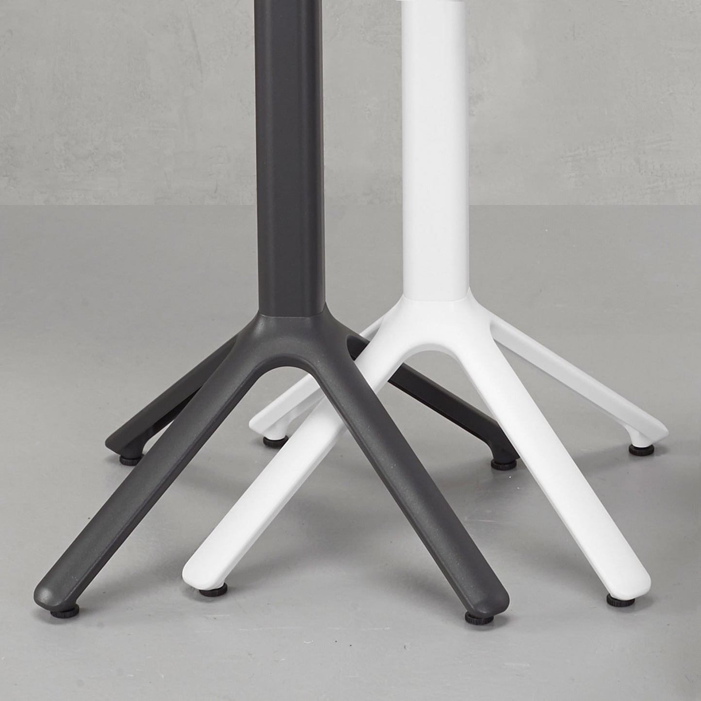 Table de terrasse Nemo noir 70x70cm terrazzo cepp