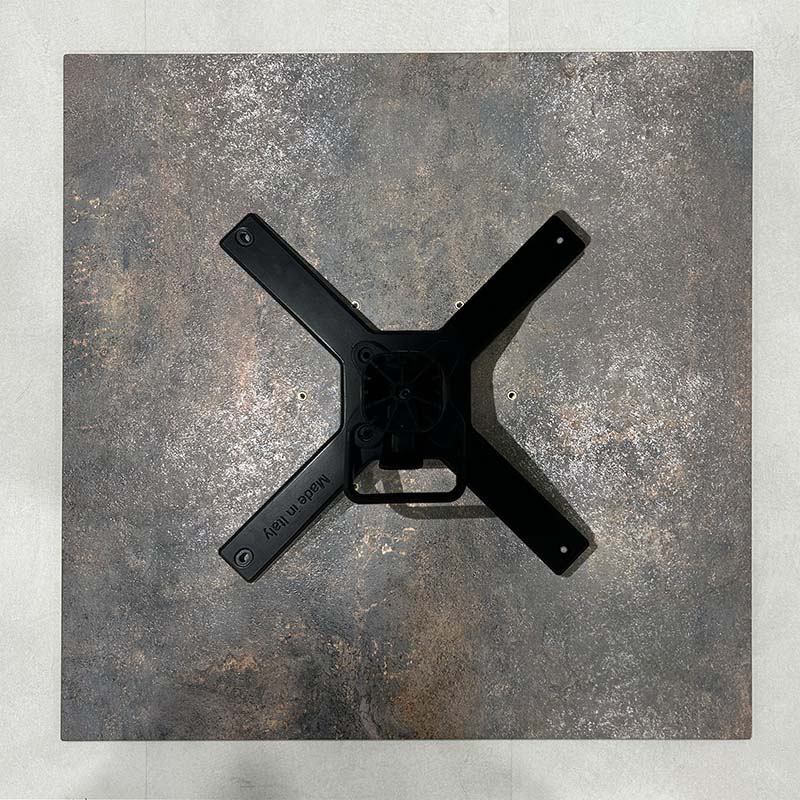 plateau de table sur mesure restaurant gris underground rouille restootab