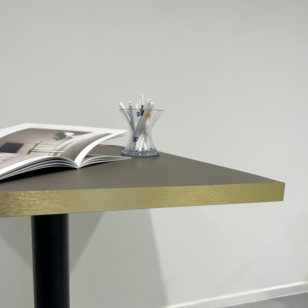 plateau de table sur mesure restaurant bronzo doha restootab