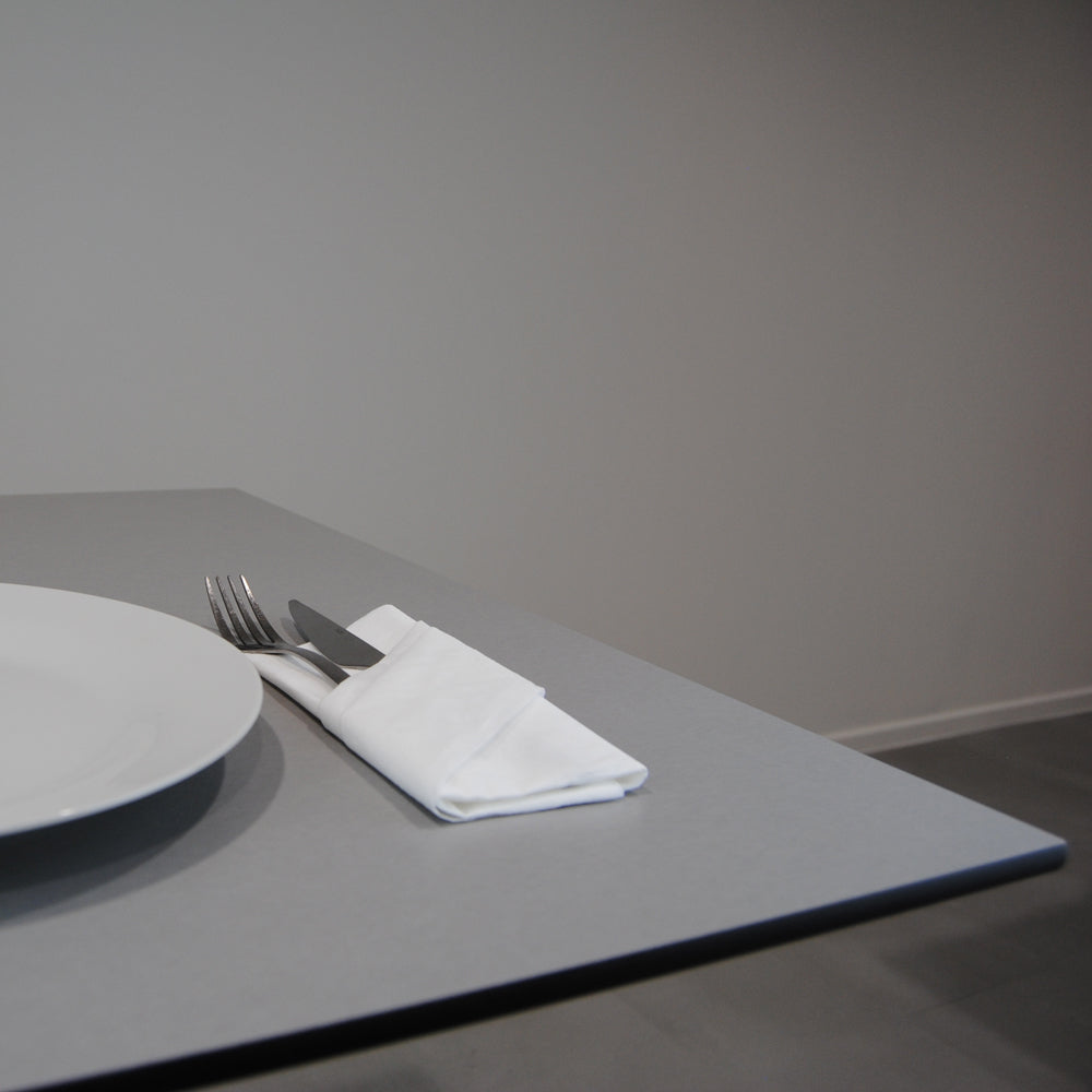 plateau de table sur mesure restaurant gris métallisé restootab