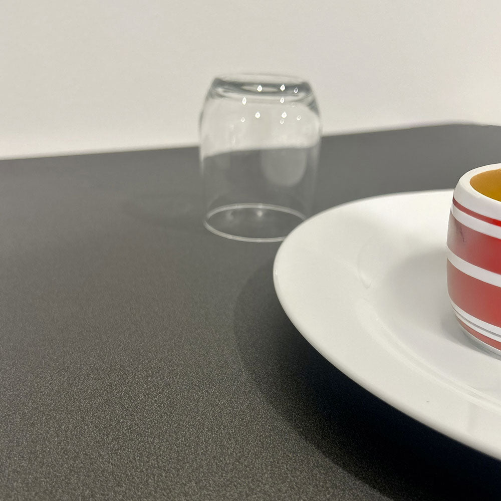 plateau de table sur mesure restaurant piombo doha restootab