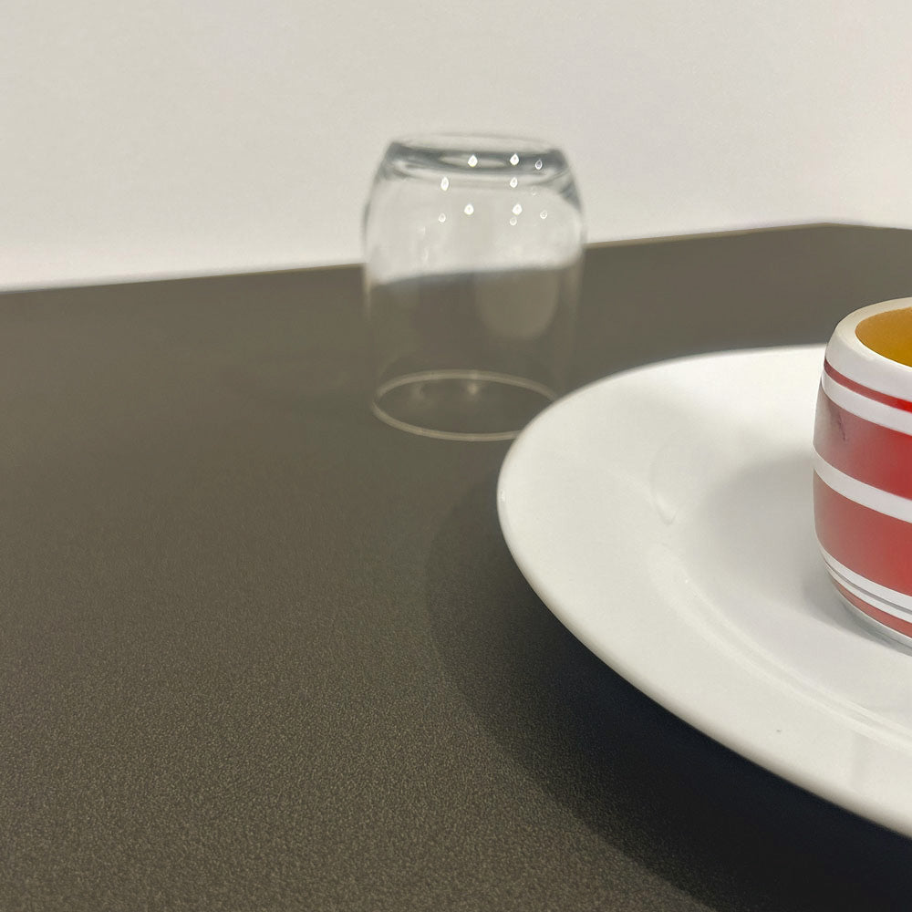 plateau de table sur mesure restaurant piombo doha restootab