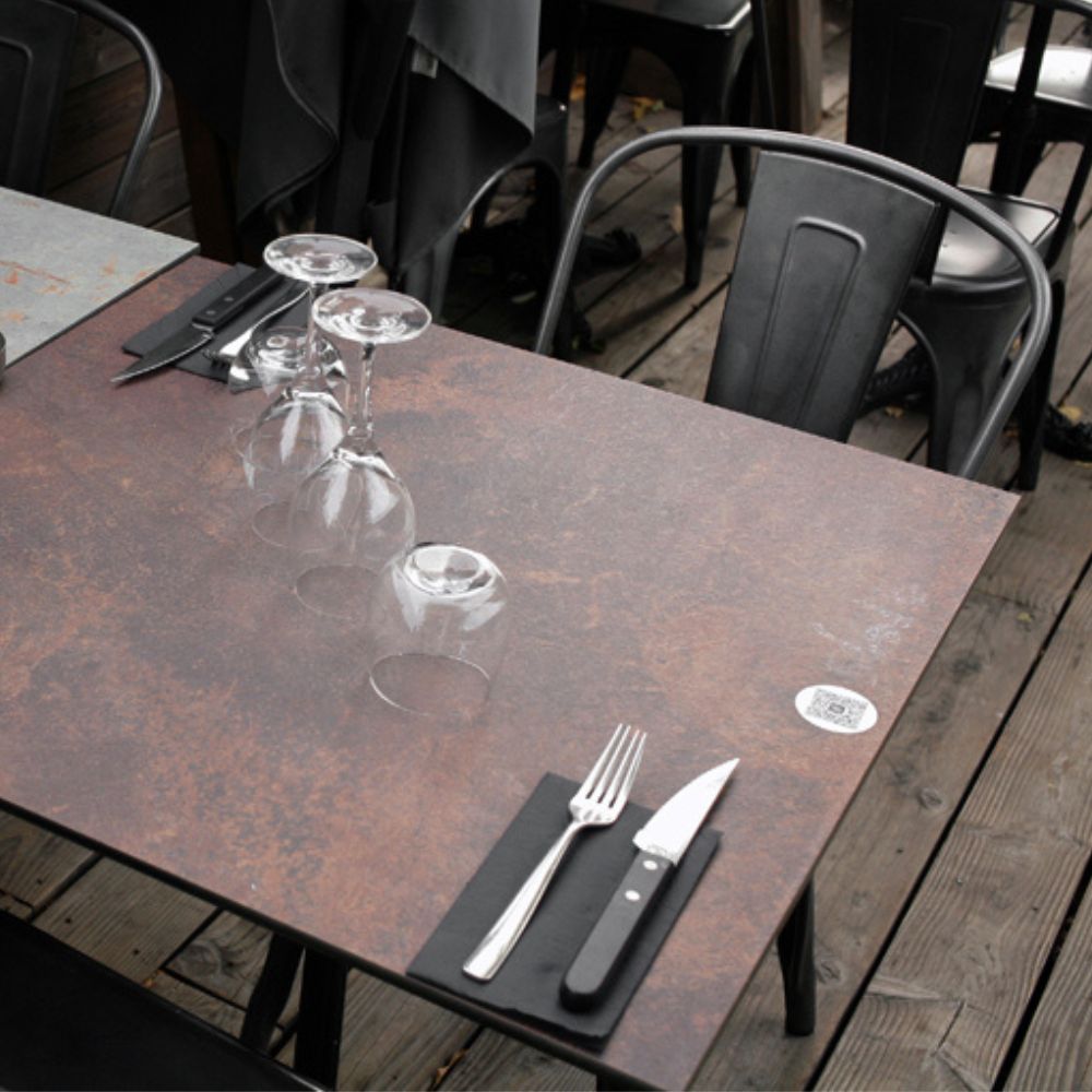 plateau de table sur mesure restaurant rouille roc restootab