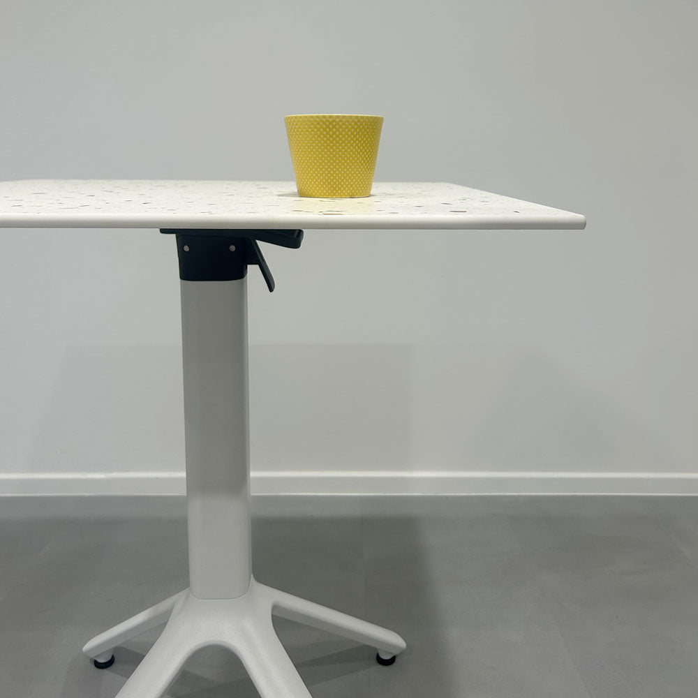 table terrasse pliable nemo blanc 70x70cm terrazzo cassata RestooTab