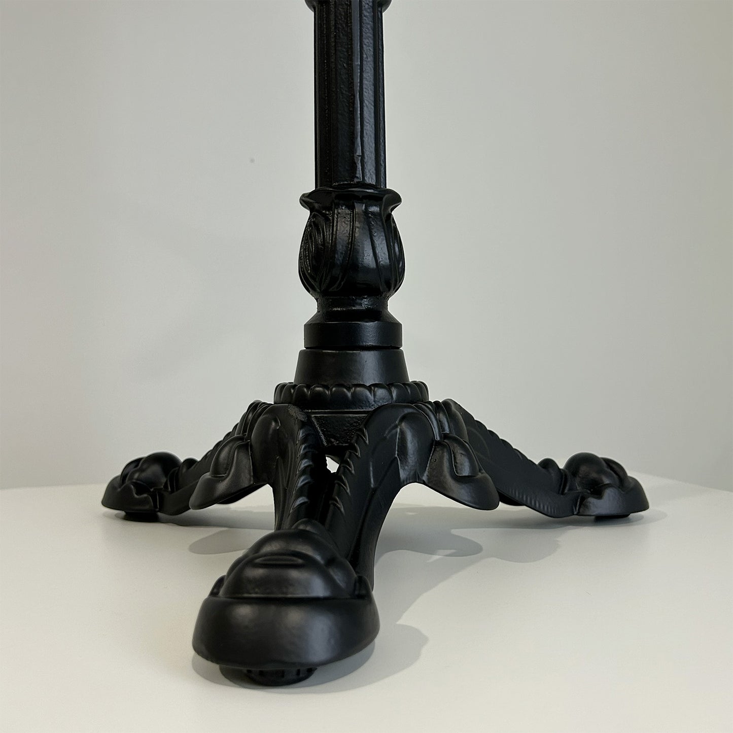 Lot de 36 pieds de table Bistrot déclassés