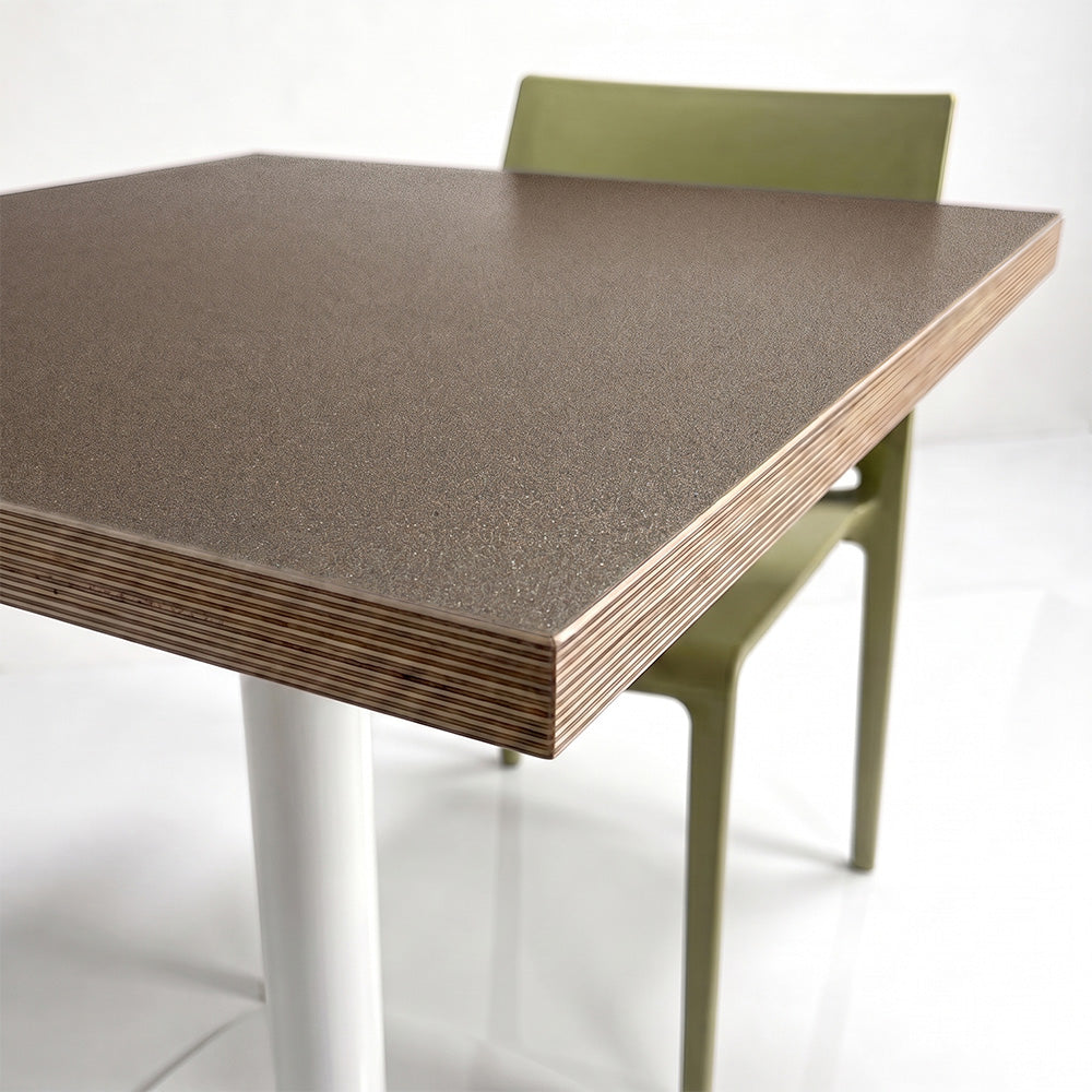 Tablero de mesa piombo Doha personalizable